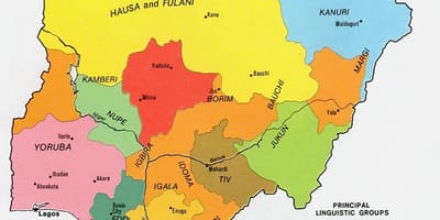 Carte du nigeria montrant groupes ethniques